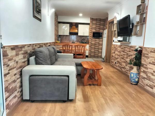 Casa independiente en calle Daimiel, 83