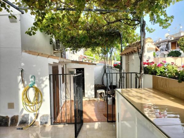 Casa independiente en calle Daimiel, 83