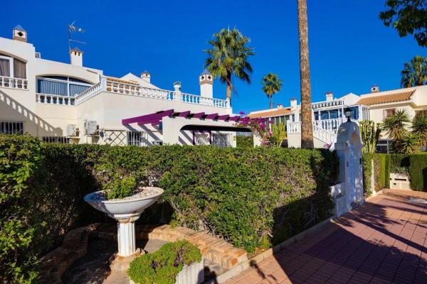 Dúplex en Barrio Los Balcones - Los Altos del Edén