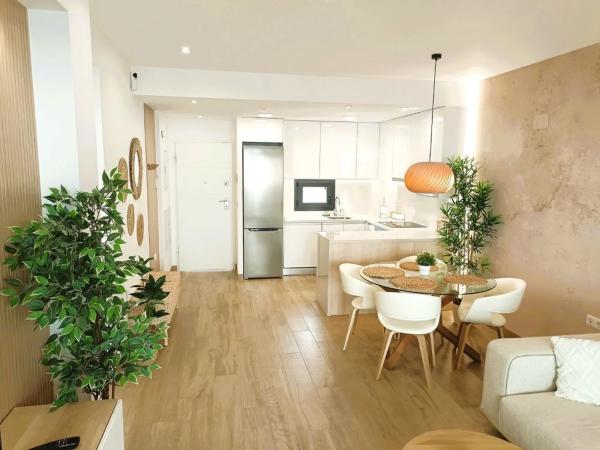 Casa independiente en avenida de Denia