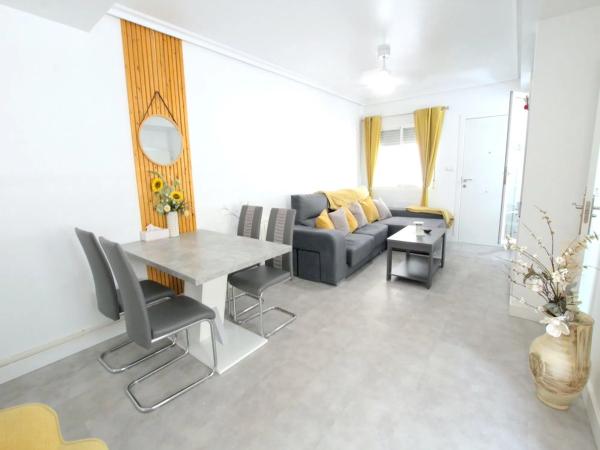 Chalet adosado en calle Estonia