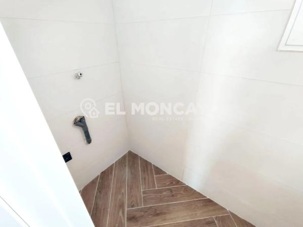 Chalet adosado en calle Sierra de Alcaraz