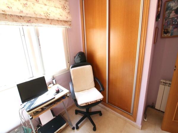 Casa independiente en calle Río Navia