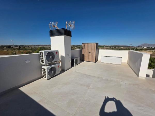 Casa independiente en calle Vicente Aleixandre s/n