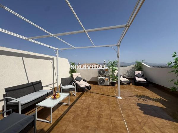 Casa independiente en calle Cadiz