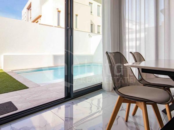 Casa independiente en calle la Herrada