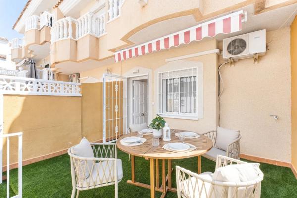 Chalet adosado en calle Nicaragua, 7