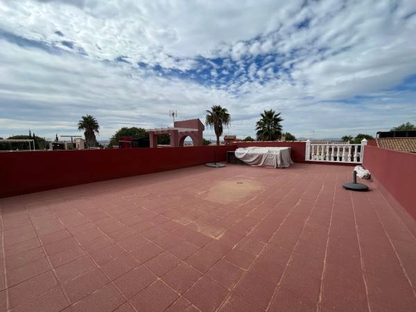 Casa independiente en calle Gines Saura Sanchez s/n