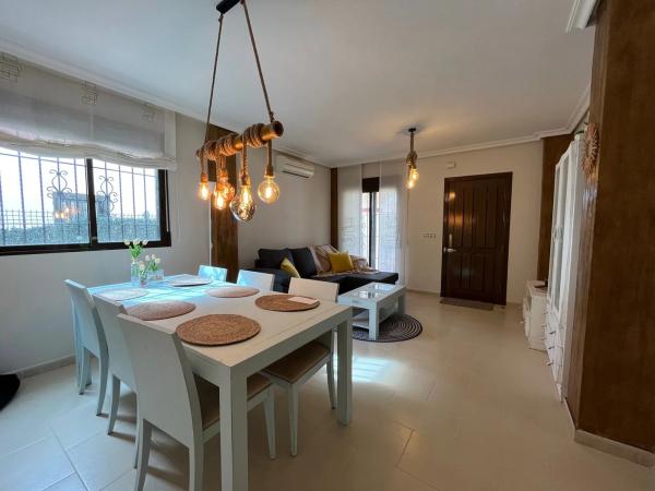 Casa independiente en calle Gines Saura Sanchez s/n