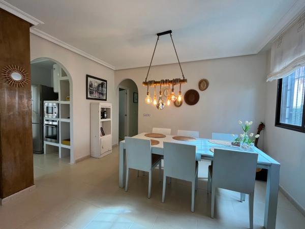 Casa independiente en calle Gines Saura Sanchez s/n