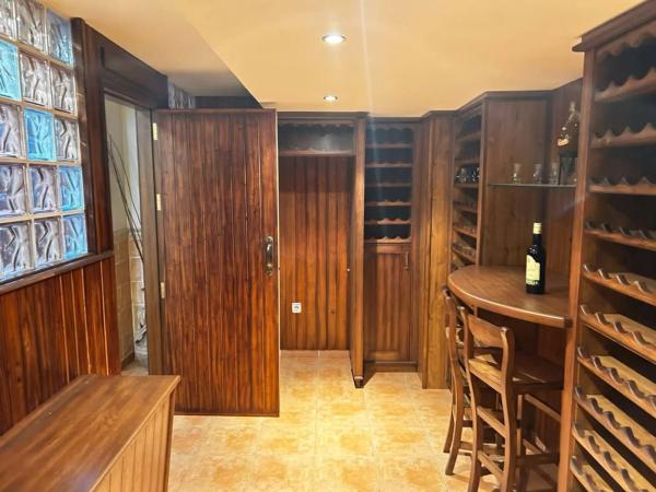 Chalet adosado en calle Lebeche, 13