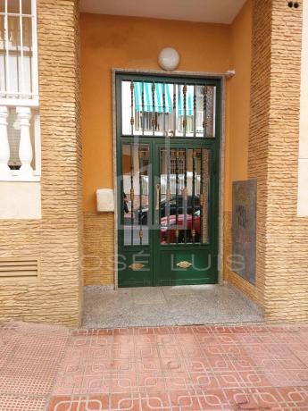 Piso en calle Finlandia, 17