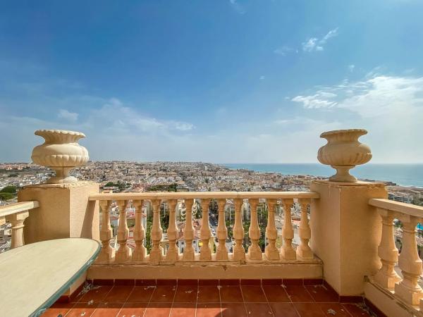 Ático en avenida Roentgen