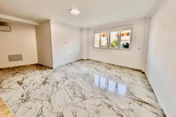 Piso en Barrio Playa de los Locos