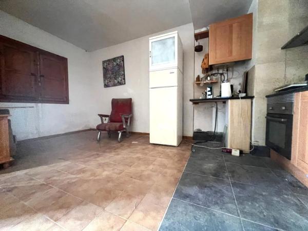 Chalet adosado en calle la Calera