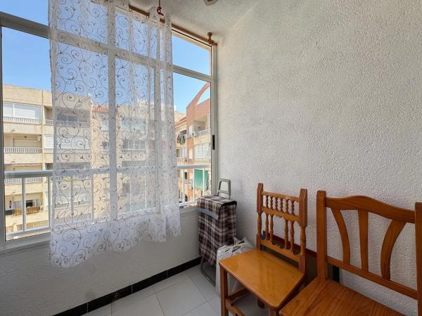 Estudio en Barrio Avenida Habaneras - Curva de Palangre