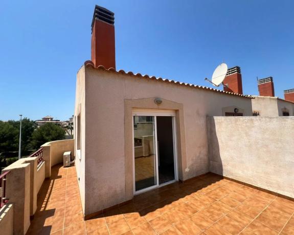 Chalet adosado en calle Rocio s/n