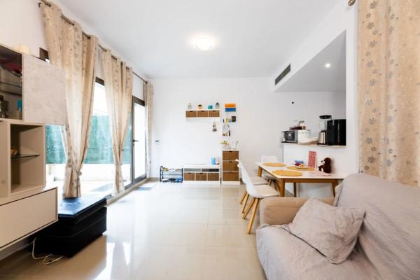 Chalet adosado en calle Mar Rizada