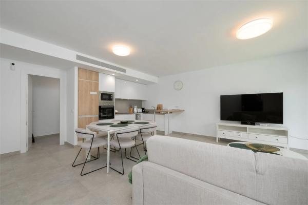 Piso en avenida del Mediterrani