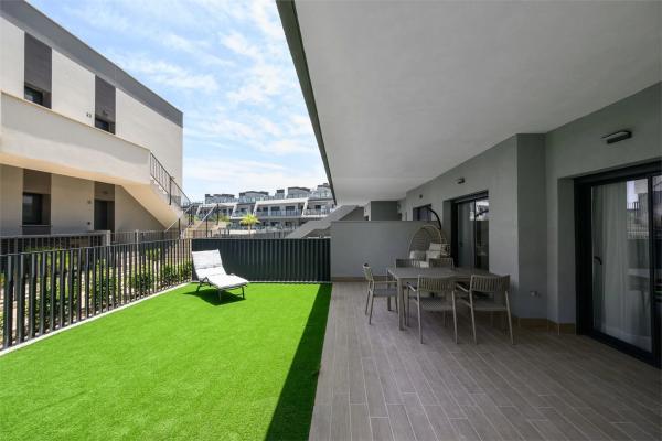 Piso en avenida del Mediterrani