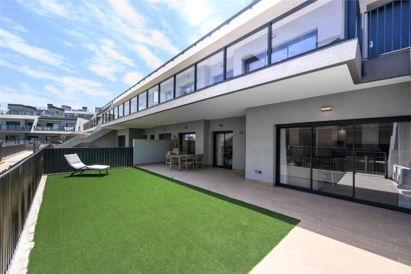 Piso en avenida del Mediterrani