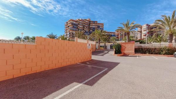 Piso en Arenales del Sol