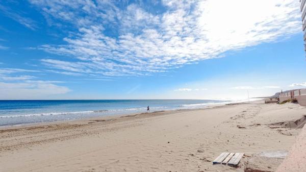 Piso en Arenales del Sol