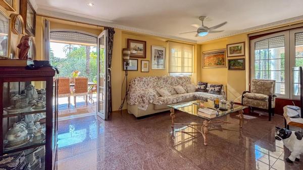 Casa independiente en Cv-855