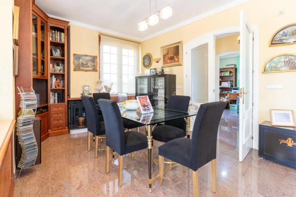 Casa independiente en Cv-855