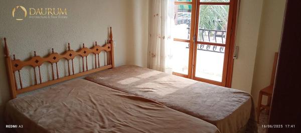 Chalet adosado en avenida Valencia