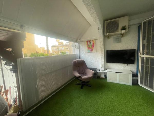 Chalet adosado en calle Canarias