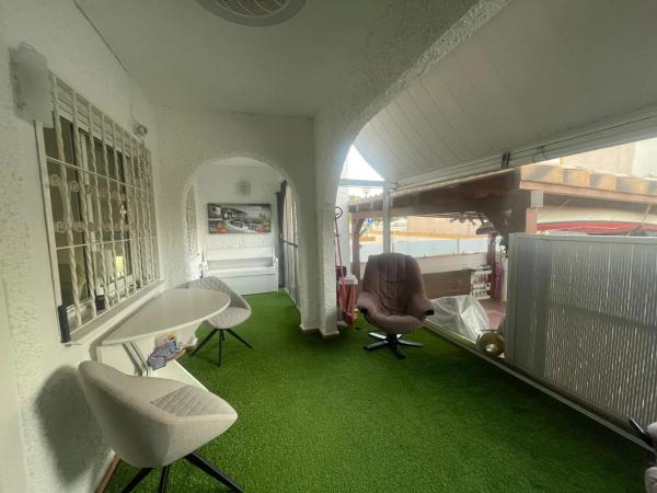 Chalet adosado en calle Canarias