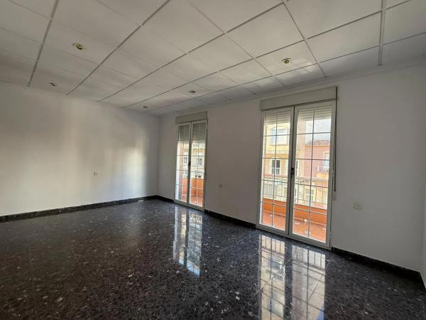 Dúplex en Barrio Reina Victoria-Miguel Hernández