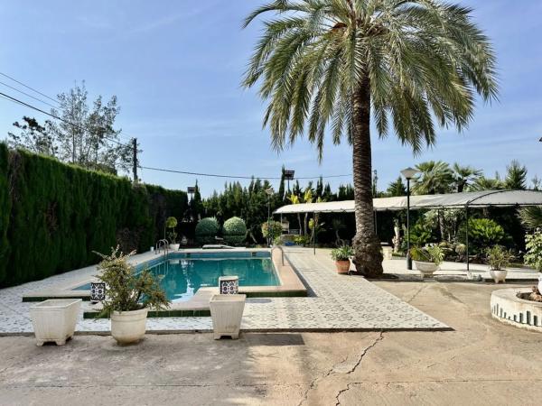 Chalet en carretera Elx - Santa Pola