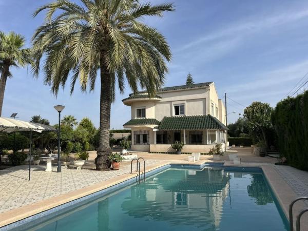 Chalet en carretera Elx - Santa Pola