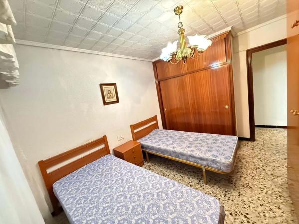 Piso en calle Josep Bernad Amorós