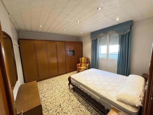 Piso en calle Josep Bernad Amorós