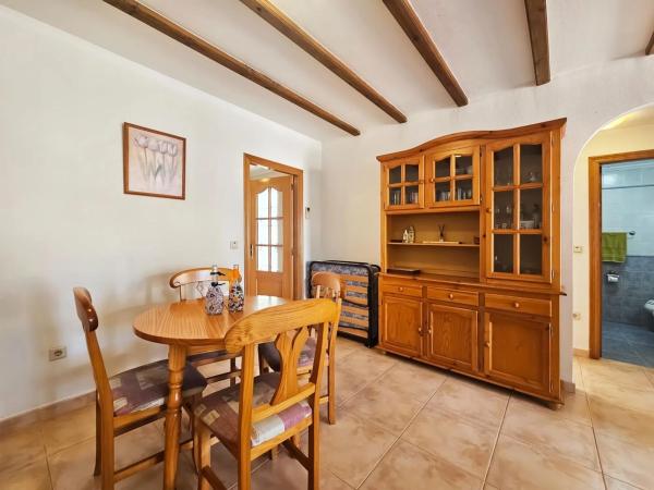 Casa independiente en avenida de Noruega