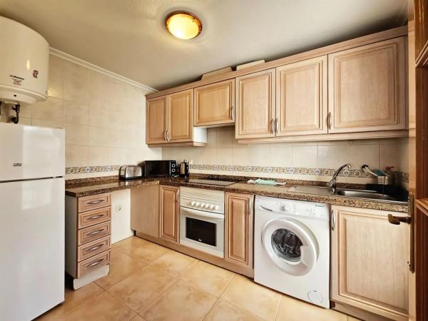 Casa independiente en avenida de Noruega