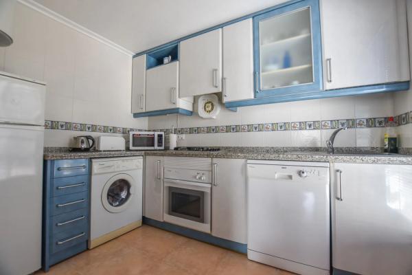 Piso en calle de Finlandia, 138