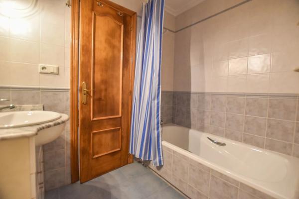 Piso en calle de Finlandia, 138