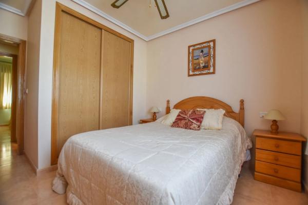 Piso en calle de Finlandia, 138