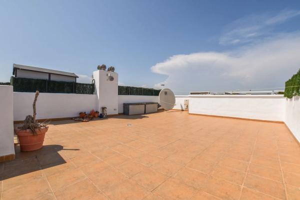 Piso en calle de Finlandia, 138