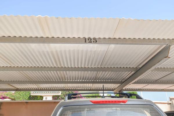 Piso en calle de Finlandia, 138