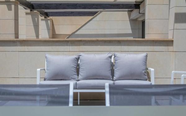 Casa independiente en avenida San Bartolome Tir, 8