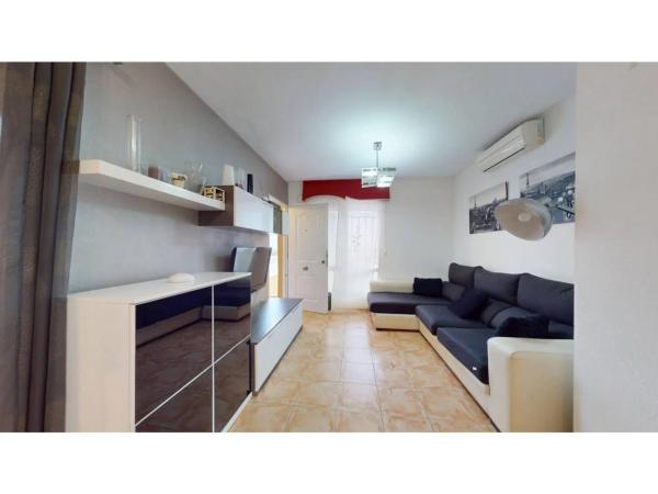 Chalet adosado en calle Monte de Santa Pola, 35