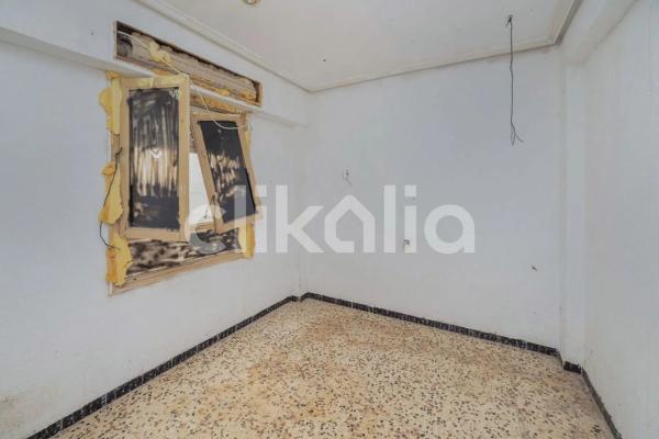 Piso en calle José Romero López