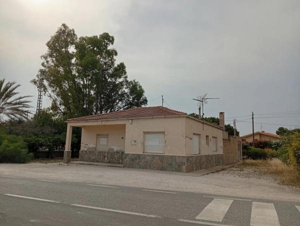 Casa independiente en Pd Valverde Bajo, 1196