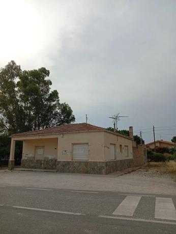 Casa independiente en Pd Valverde Bajo, 1196