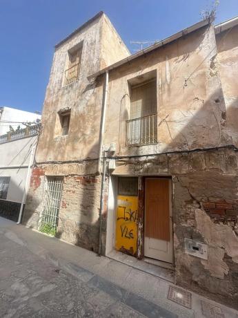 Casa independiente en calle Fondo